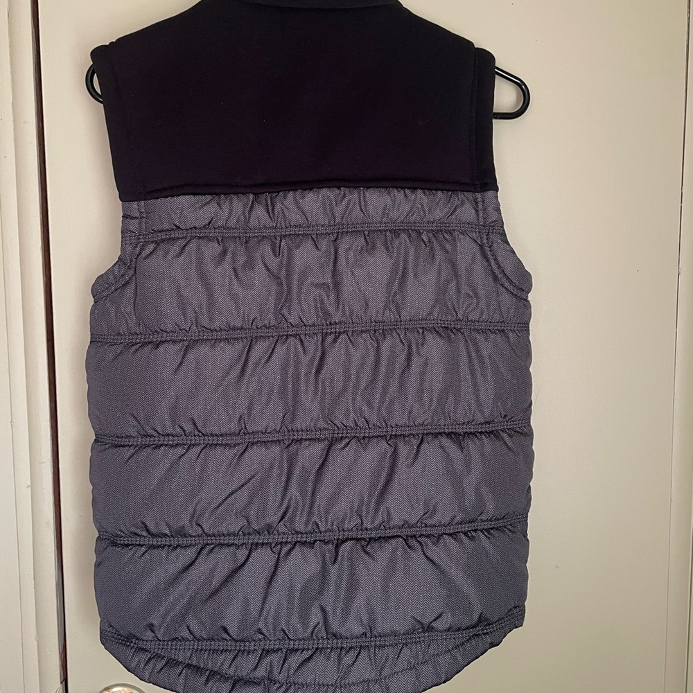 NWT Rock & Republic Black Puffer Vest Sz S - Picture 4 of 5